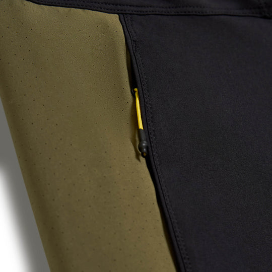 Color:Black-Airtex Gamma Boardshort